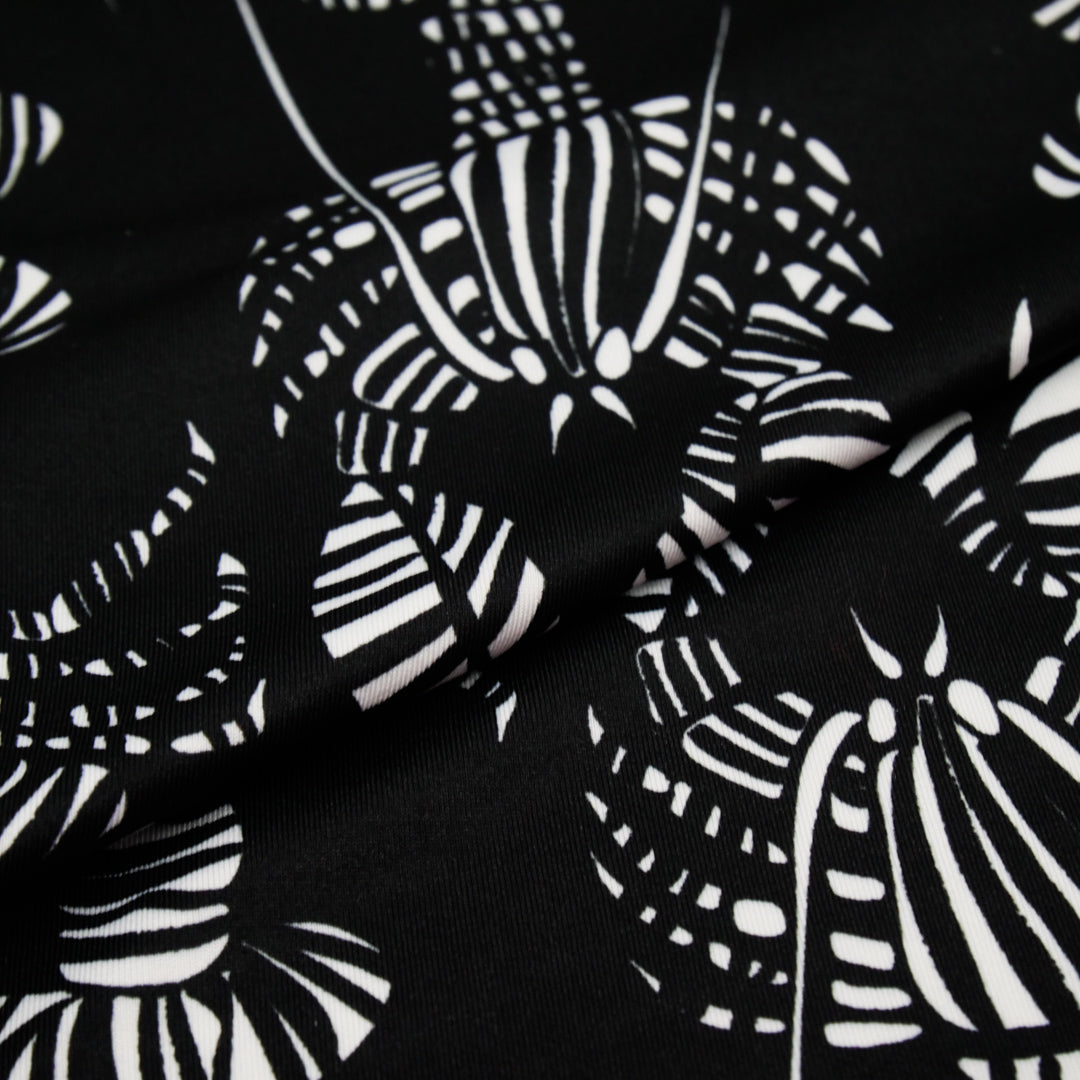 GIGGLES AND GRAPHICS - KNIT PRINTS - LOBSTERS