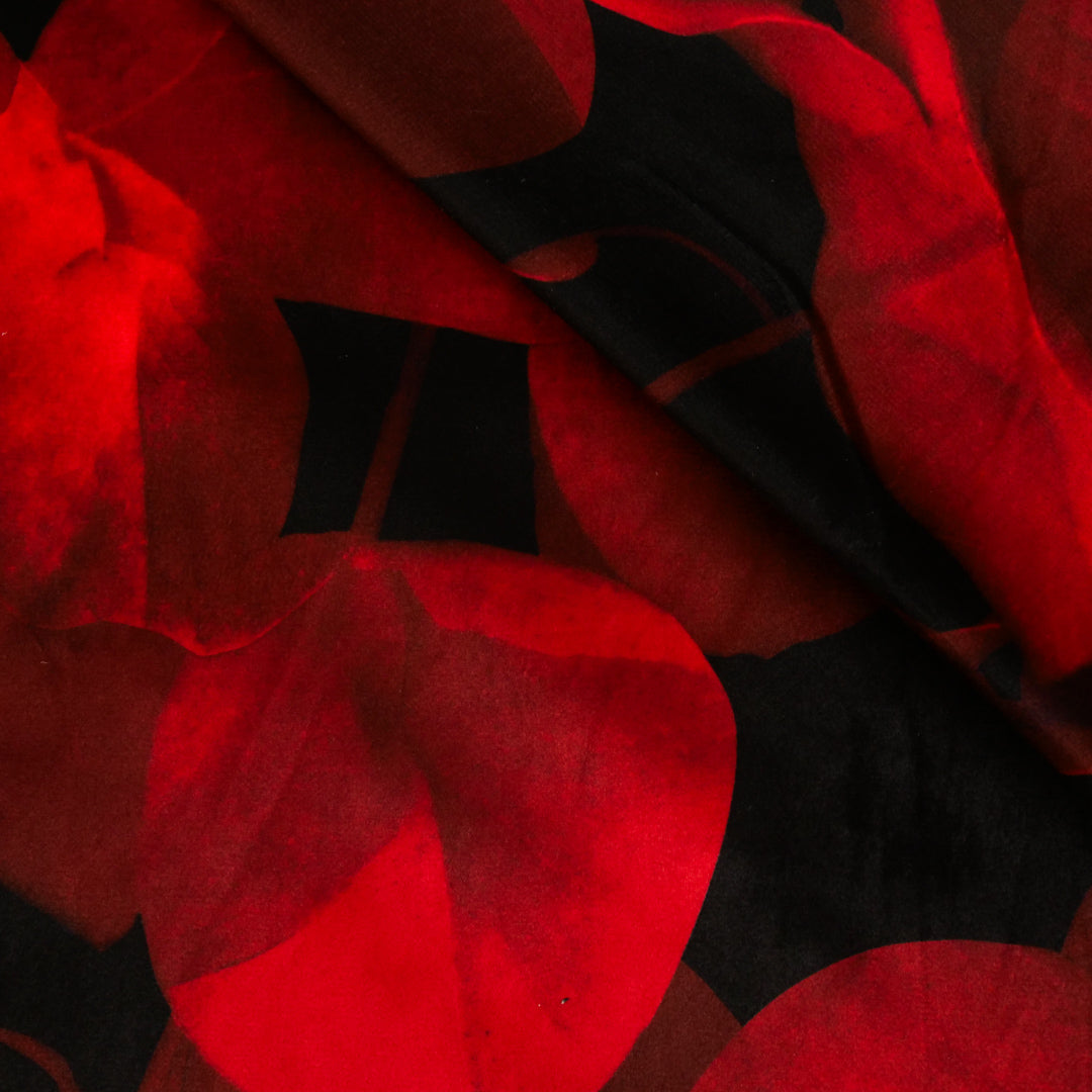 VERSAILLE - VELVET PRINTS - PETALS
