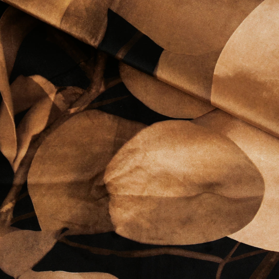 VERSAILLE - VELVET PRINTS - PETALS