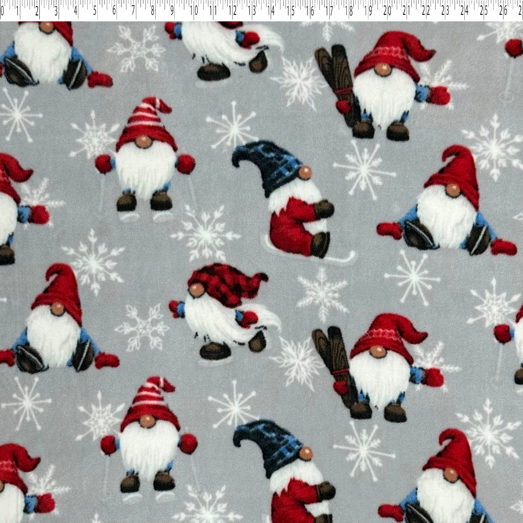 MOUNTAIN FLEECE PRINTS - WINTER GNOMES