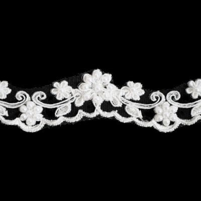 2.8CM (1 1/8") SCALLOPED BRIDAL LACE TRIM WITH FAUX PEARLS