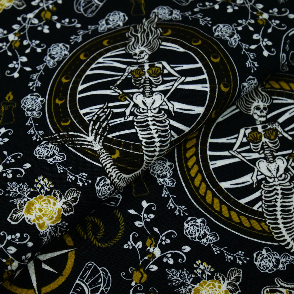 SABRINA KNIT PRINTS - SKULLS/SKELETONS
