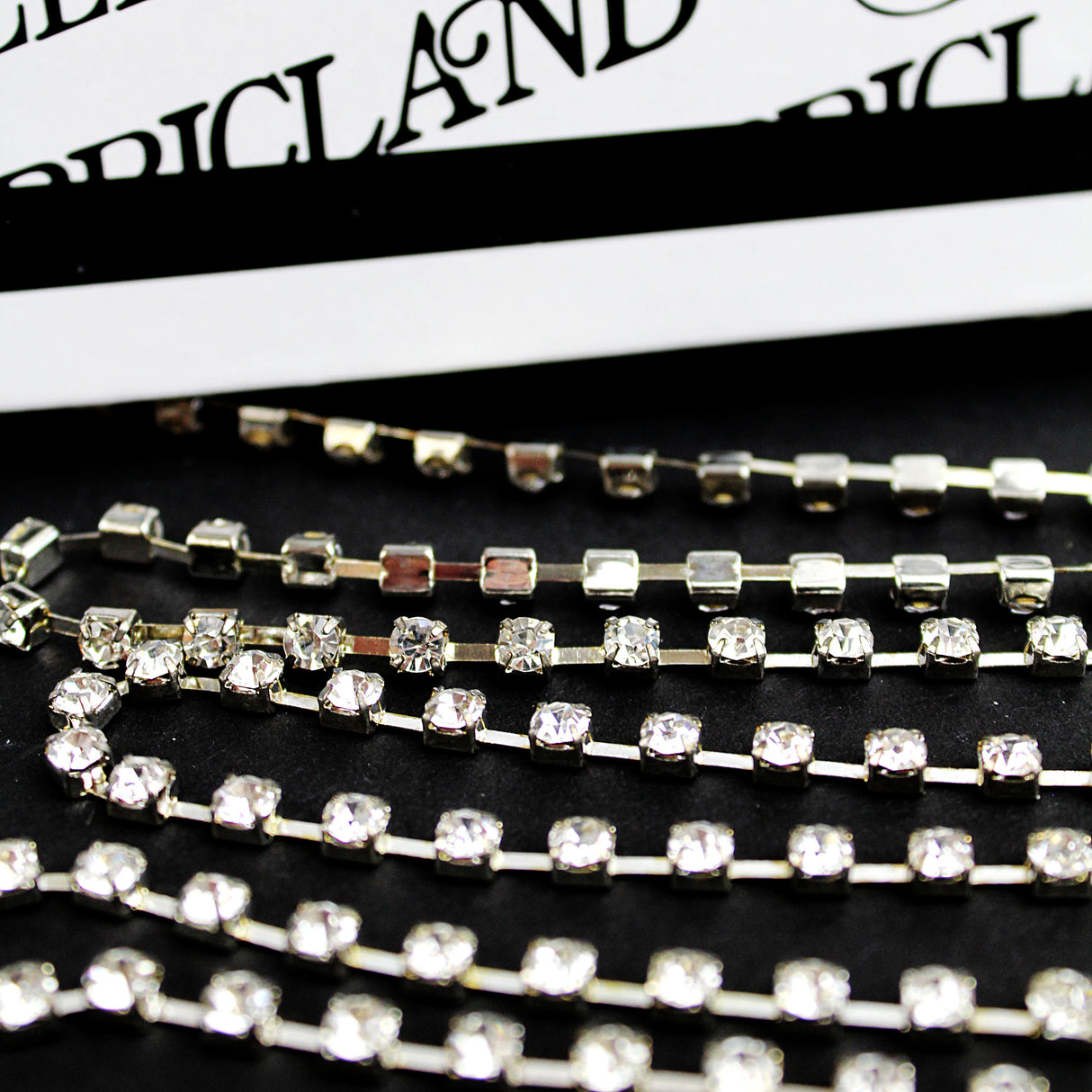 TRIM RHINESTONE 3.5MM