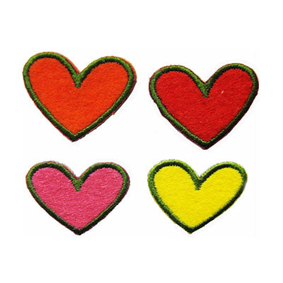 APPLIQUE 4 HEARTS 2.8CM X 2.7CM