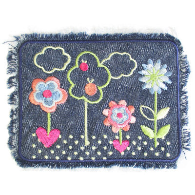 APPLIQUE DENIM FLOWER GARDEN 11.2CM X 8.4CM