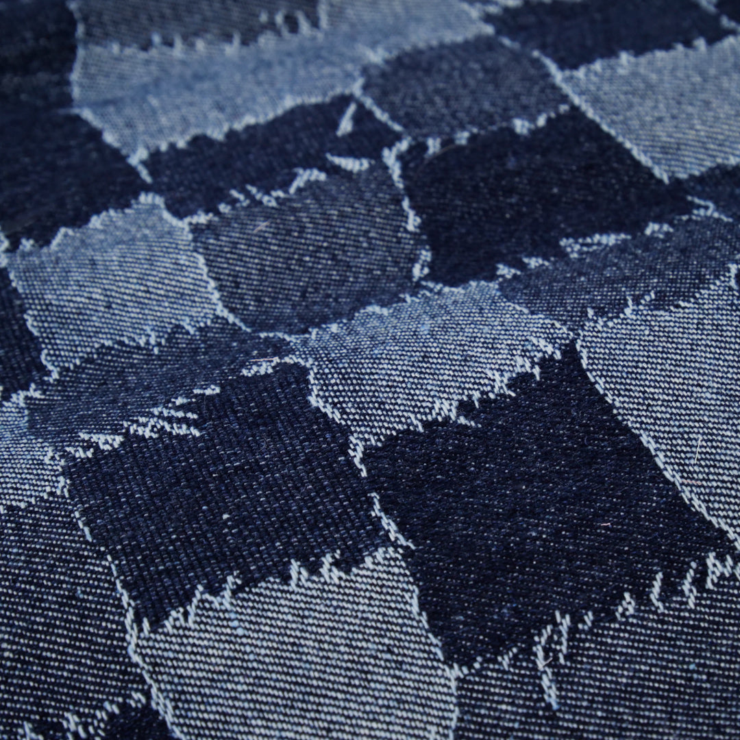 EVERDAY BLUES-JACQUARD DENIM