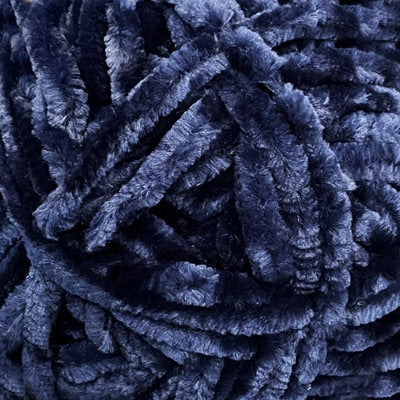 YARN - LUXIOUS