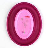 MAGNETIC PIN CUSHION WITH BONUS BOBBIN STORAGE TRAY