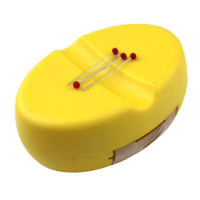 MAGNETIC PIN CUSHION WITH PIN CASE